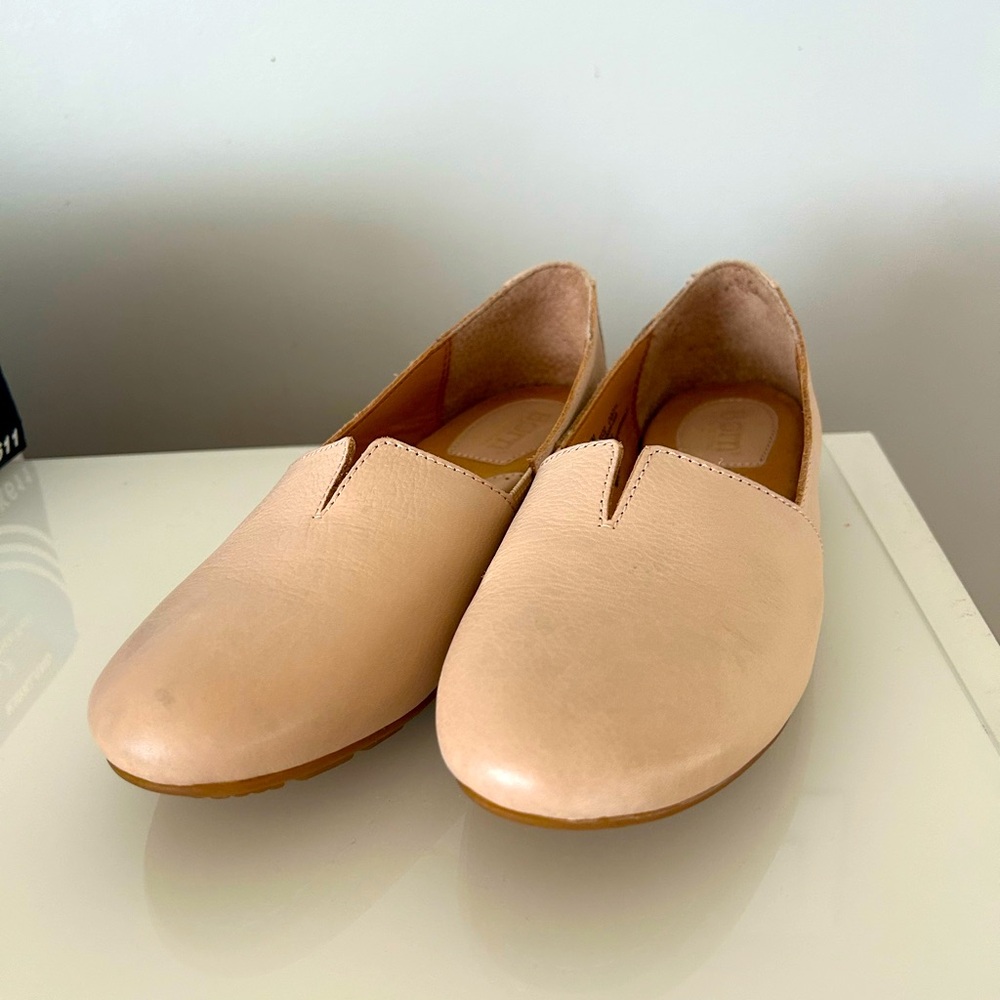 Born Sebra Comfort Flats